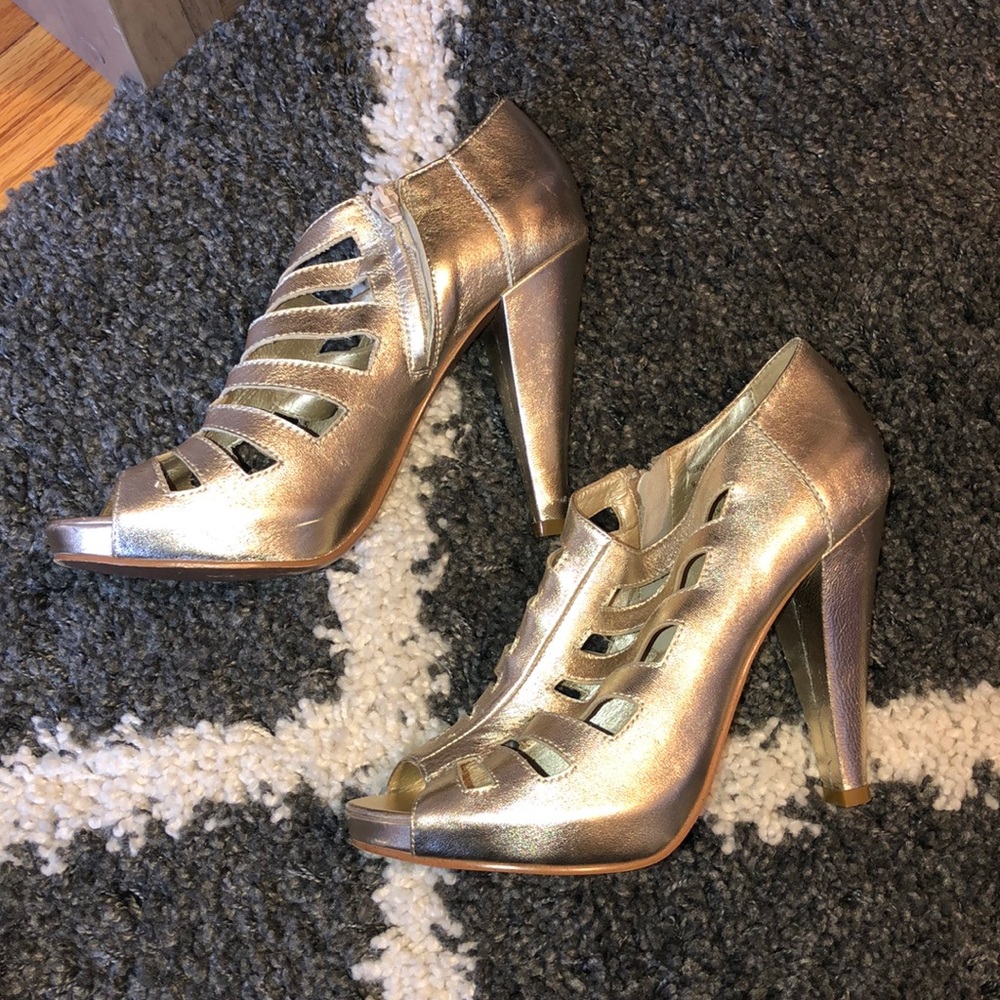 Steve Madden heels
